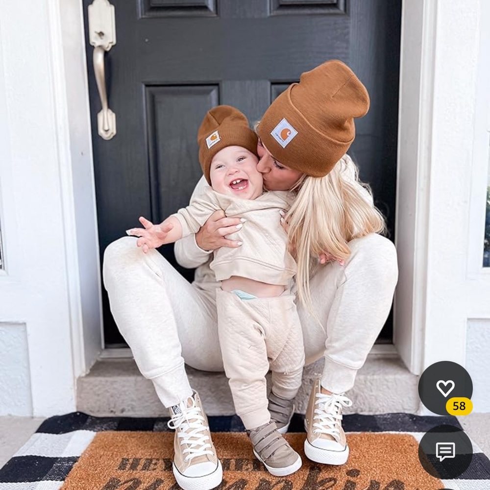 NWT Carhatt Toddler Acrylic Knit Beanie